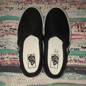 NEVER WORN VANS